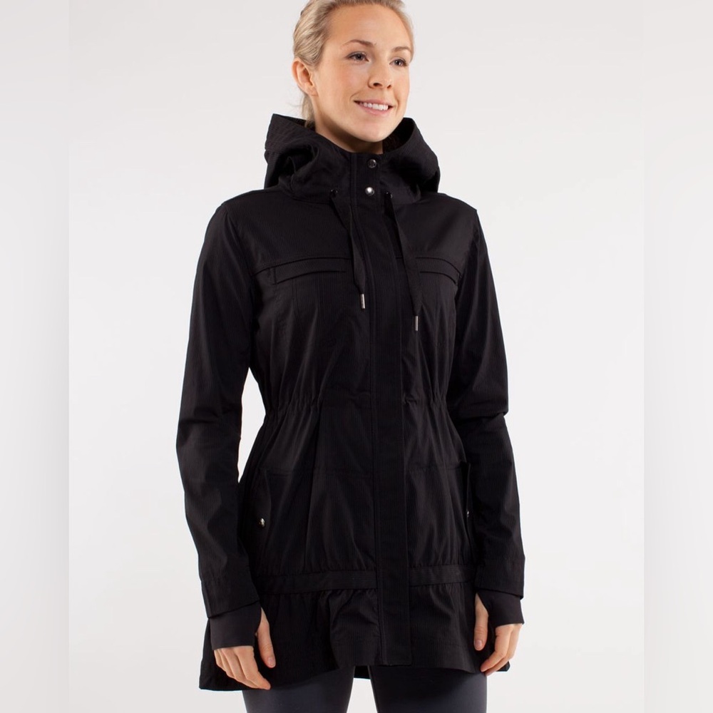 lululemon athletica rain Jacket in Black